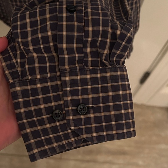 Boss Men's Blue & Tan Checkered Shirt, size 17 - Picture 9 of 10